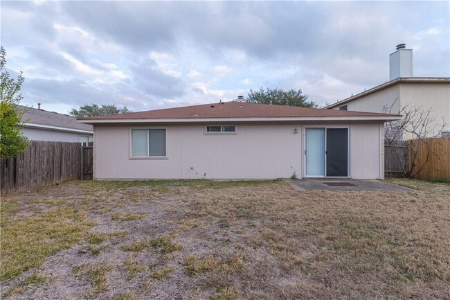 Building Photo - 17302 Dashwood Creek Dr