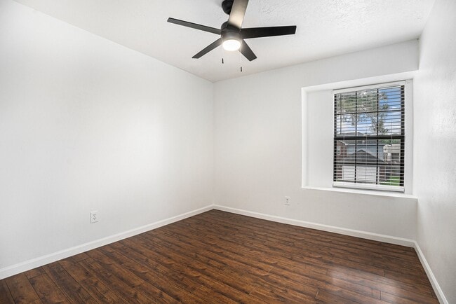Building Photo - 1719 Dogwood Brook Trail