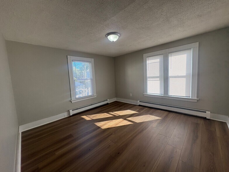 Building Photo - 76 Houston St