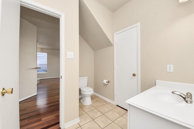 Building Photo - 19438 Juniper Vale Cir