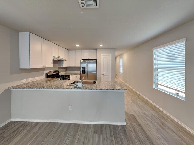 Building Photo - 4240 Thalweg Way