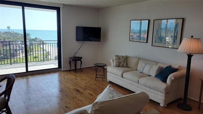 Building Photo - 4822 Ocean Blvd