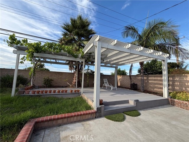 Building Photo - 6131 Glenwood Dr