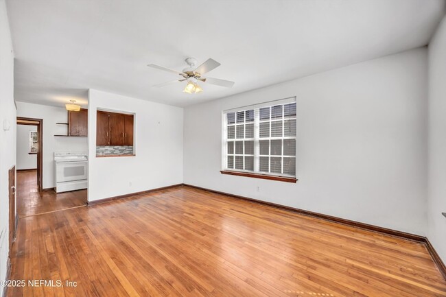 Building Photo - 1731 Flagler Ave