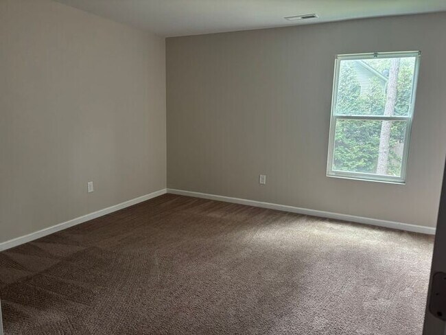Building Photo - 57 Honey Brook Ct