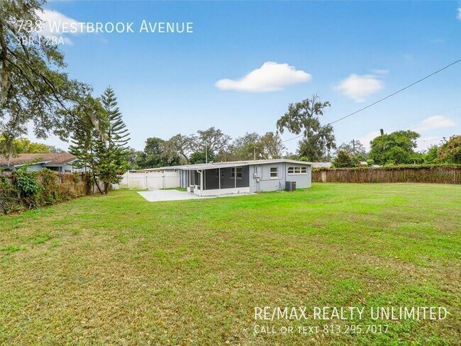 Building Photo - 738 Westbrook Ave