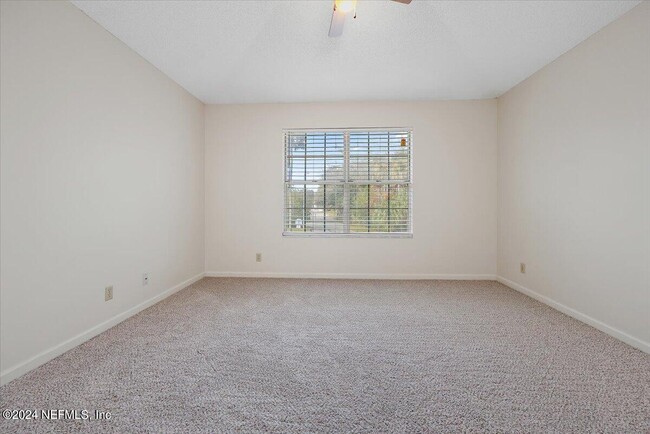 Building Photo - 361 Sherry Dr