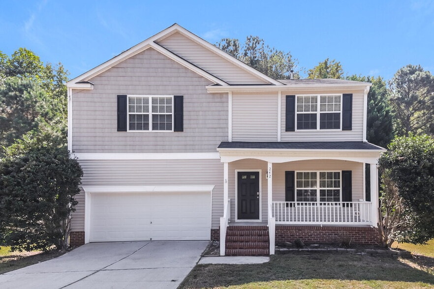 Primary Photo - 242 River Hills Dr