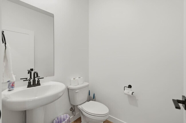 Building Photo - 1702 Ripple Rock Dr