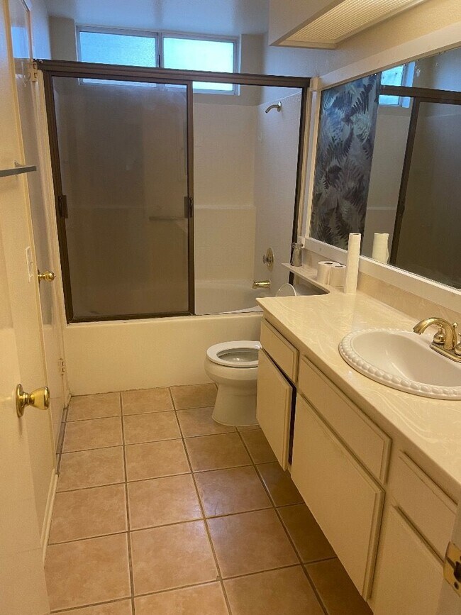 Building Photo - Starlight Ridge 1 story