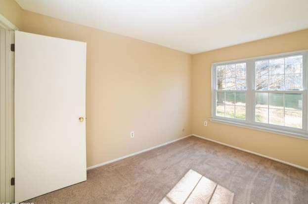 Building Photo - 809 Lindsley Ct