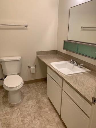 Building Photo - The Devonshire Apartments