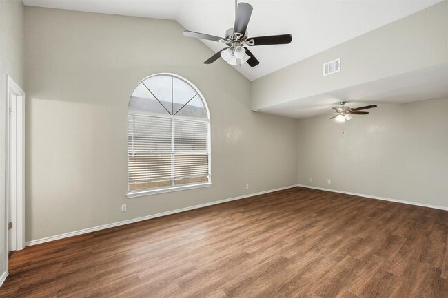 Building Photo - 3426 Serene Grove