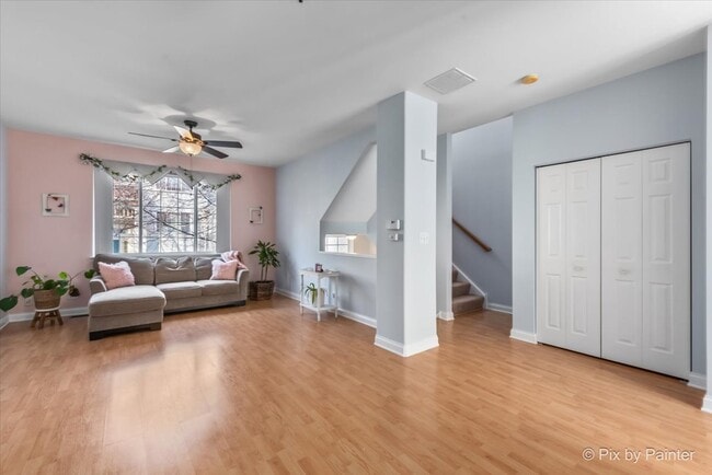 Building Photo - 208 New Haven Dr