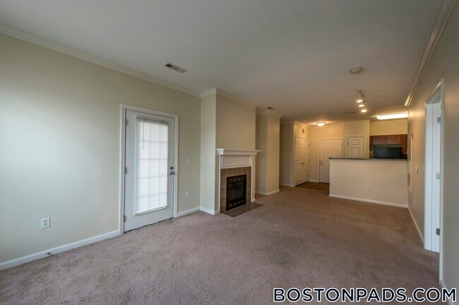 Building Photo - 311 Lowell St