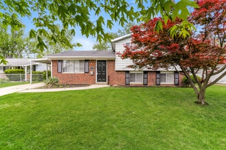 Building Photo - 5218 Hacket Dr