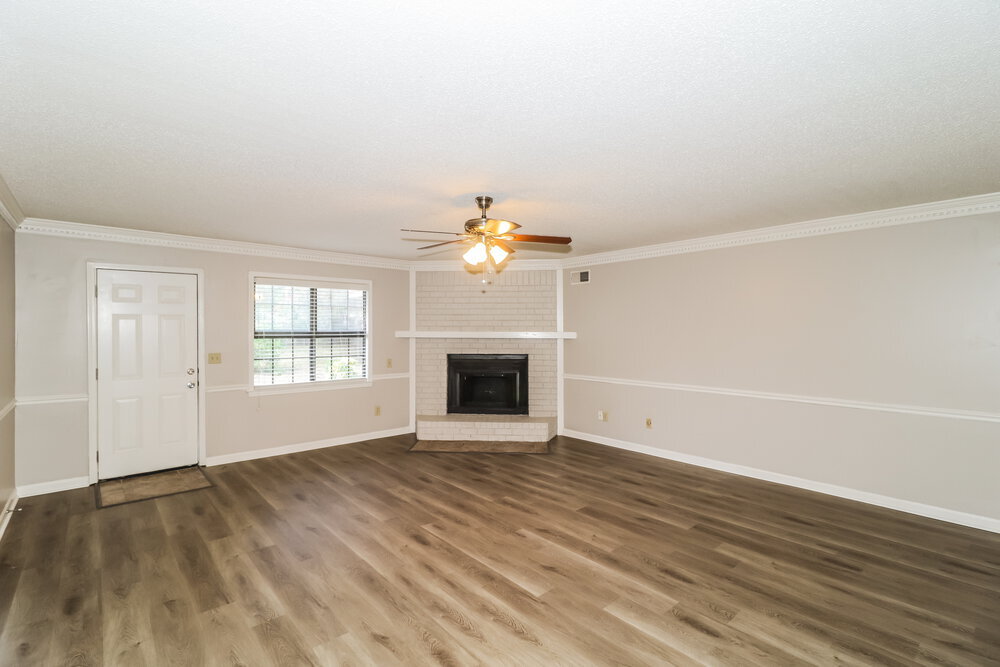 Building Photo - 7018 Cobblestone Dr