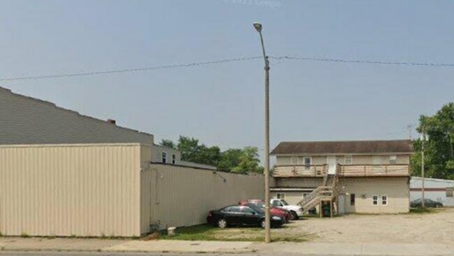 Primary Photo - 1523 S Walnut St