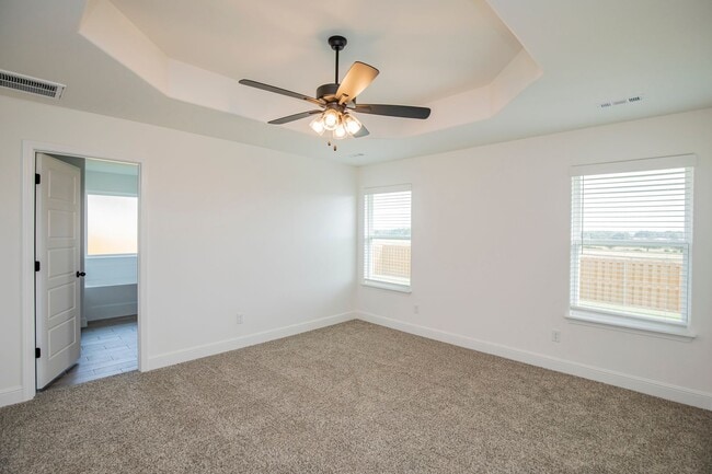 Building Photo - ***1021 Pink Lady Place***