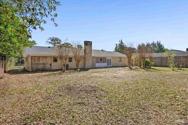 Building Photo - 8229 Ridgefield Rd