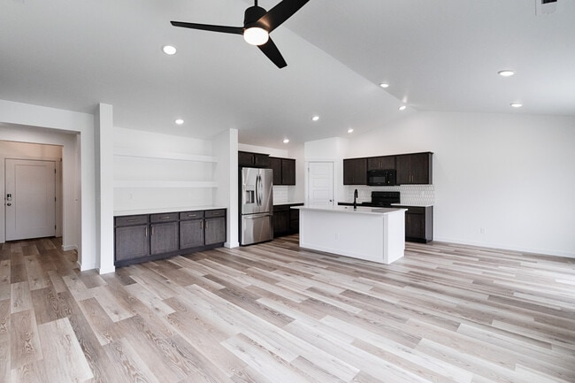 Building Photo - 3069 S Trafori Ave