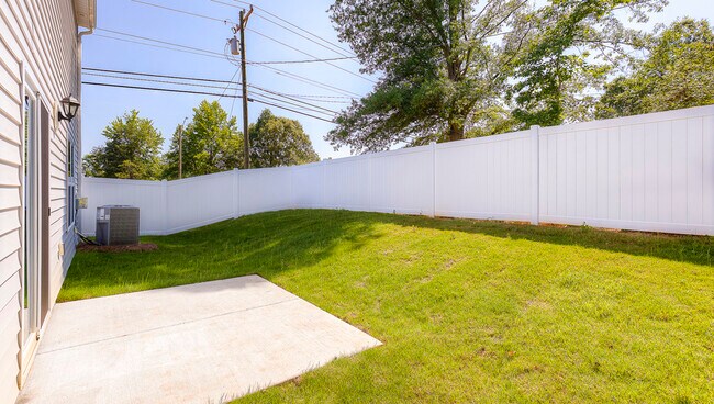 Building Photo - 5620 Harrison Trace Dr