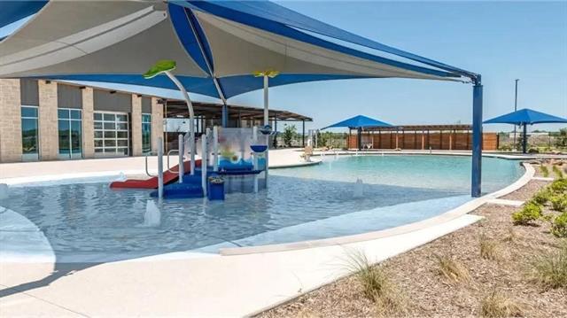 Building Photo - 605 Merriam Dr