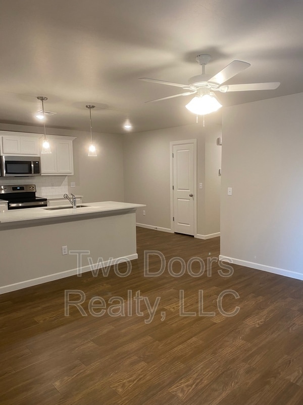 Building Photo - 11311 Breckenridge Ln