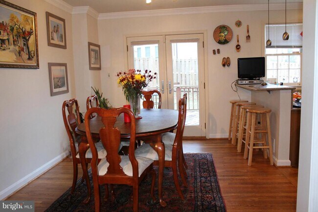 Dining Room - 6901 Winterberry Ln