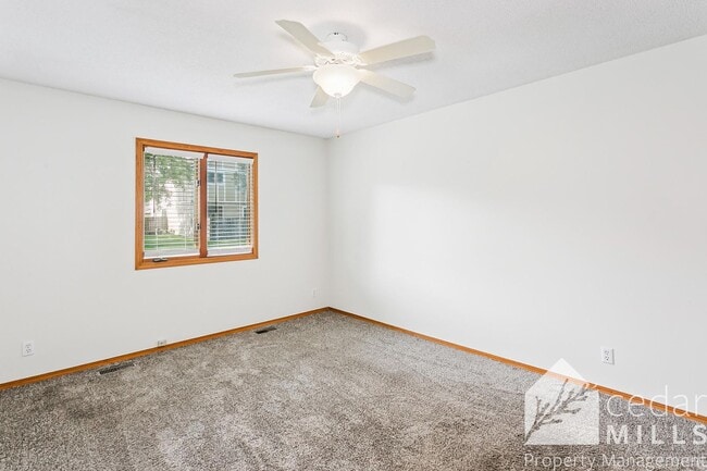 Building Photo - 3 BED, 3 BATH DOUGLAS AND MAIZE