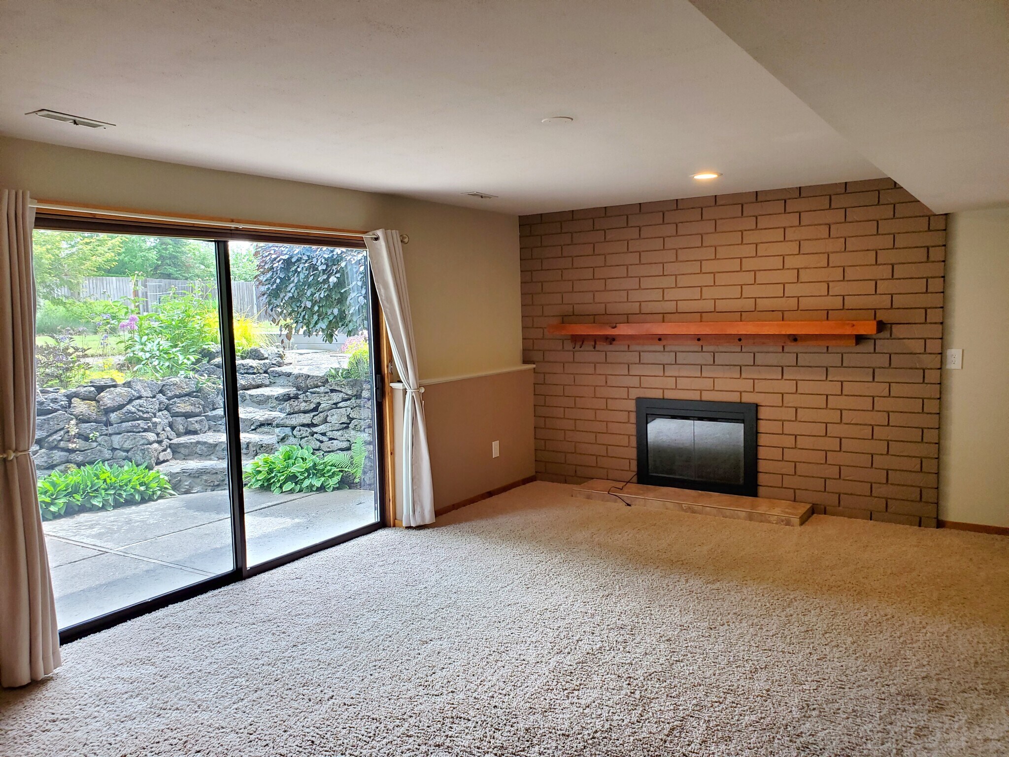 Building Photo - 5311 S Martin St