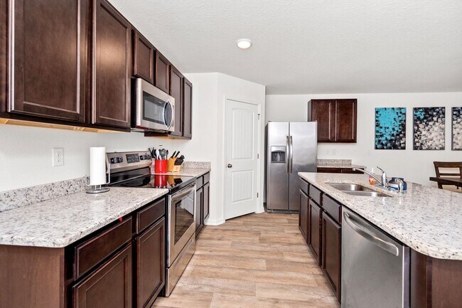 Building Photo - 816 Moorhen Way