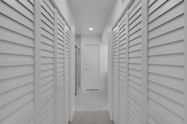 Building Photo - 6433 Windmill Gate Rd
