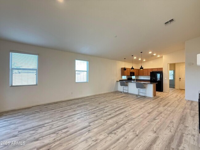 Building Photo - 2372 E Dust Devil Dr