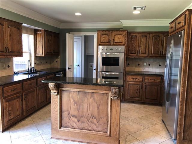 Building Photo - 3112 Kingston Dr