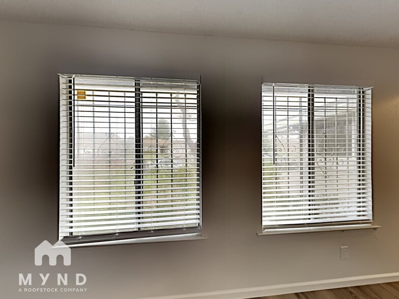 Building Photo - 7304 Lawnwood Dr
