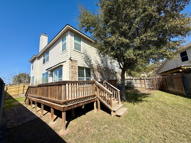 Building Photo - 5 bedroom, 3 bathroom home off TPC Parkway!