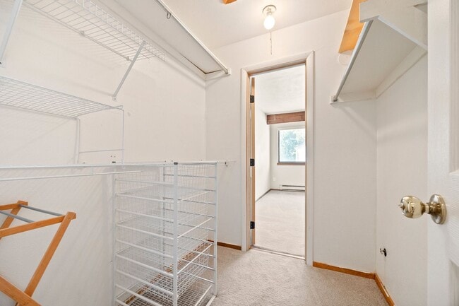 Building Photo - Bright & Peaceful 2BR Condo in South Boulder