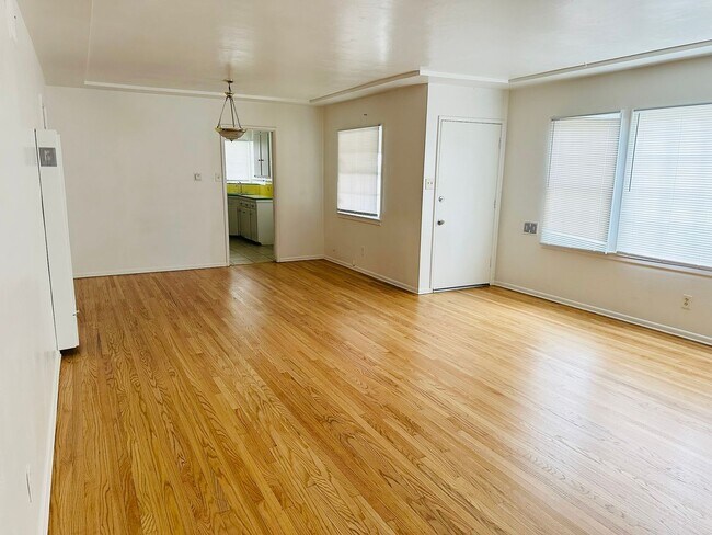 Building Photo - Single-Story Home on a Large Lot in Redlands