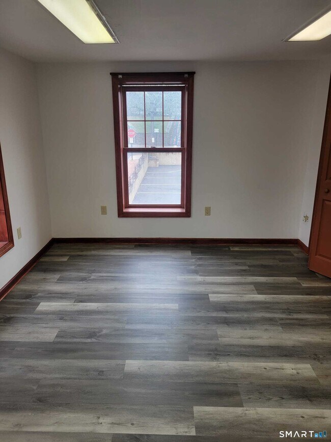 Building Photo - 1 Barristers Ct