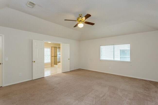 Building Photo - 1123 Cascade Creek Dr