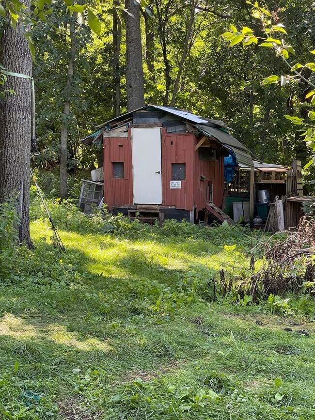 Building Photo - 14838 Kendall Ct