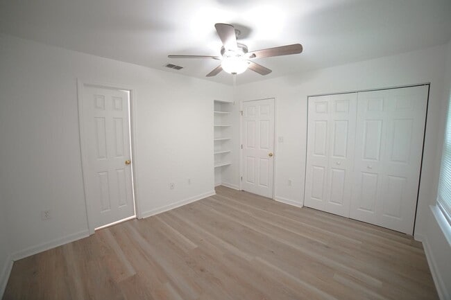 Building Photo - 1272 Cross Creek Cir