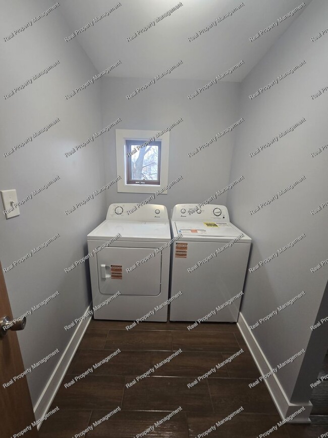 Building Photo - Completely Renovated Three Bedroom Ranch