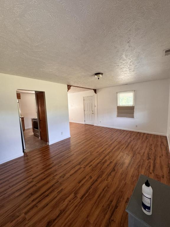 Building Photo - 2182 Alamac Rd