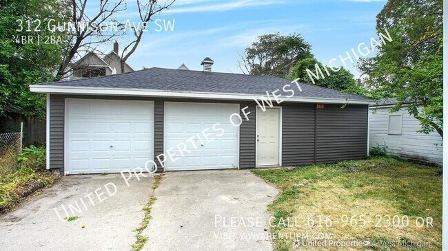 Building Photo - Pre-Lease | Available 7/21/25 | Unique 4 B...