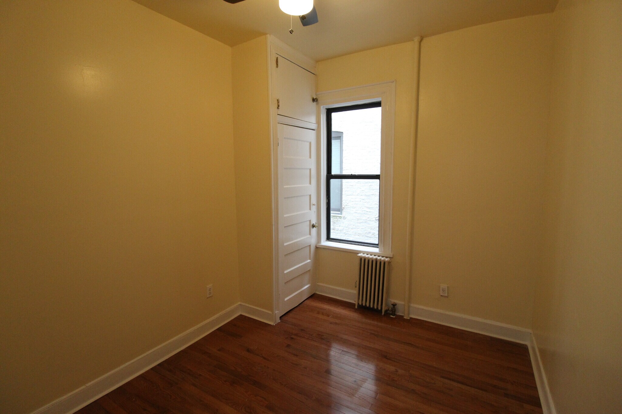 Building Photo - 515 Park Pl
