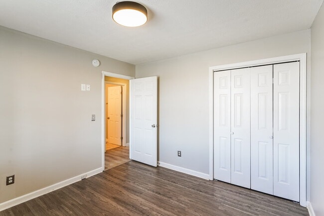 Building Photo - 126 Fergus Rd