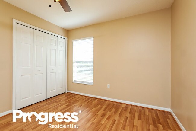 Building Photo - 2041 Colonial Woods Blvd