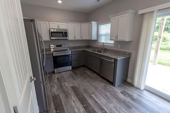 Building Photo - 2801 Amberwood court